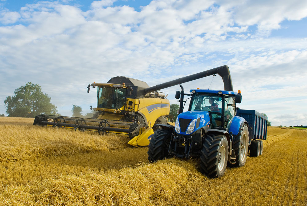 tractor-on-2025-04-04-08-27-27-utc